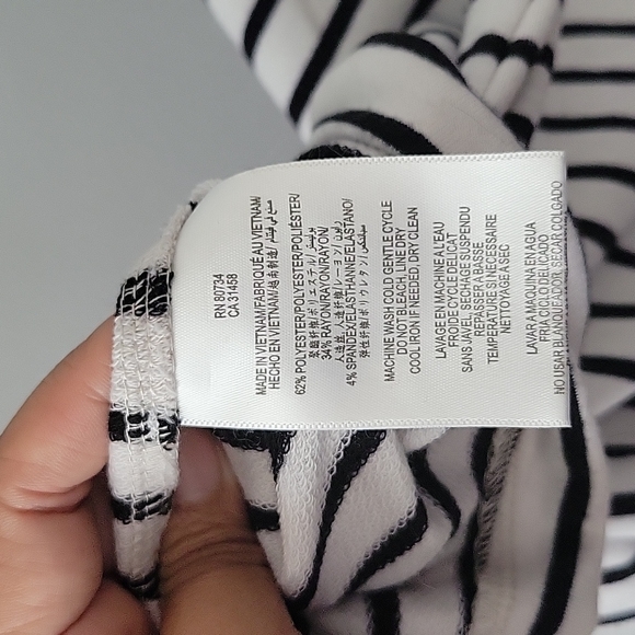 BCBG bodycon mini skirt black white stripes medium - Picture 4 of 4